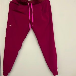 PETITE Zamora Scrub in Dark Magenta (Limited Edition)